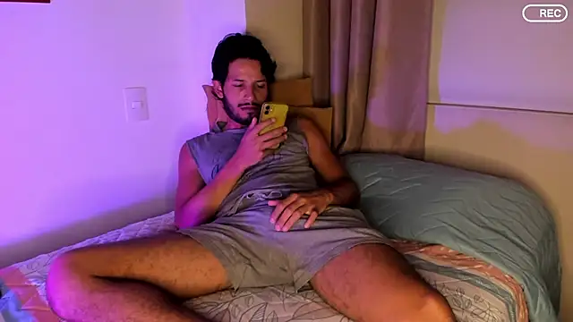 Nicholasrodrii online show from September 11, 2025, 11:38 pm