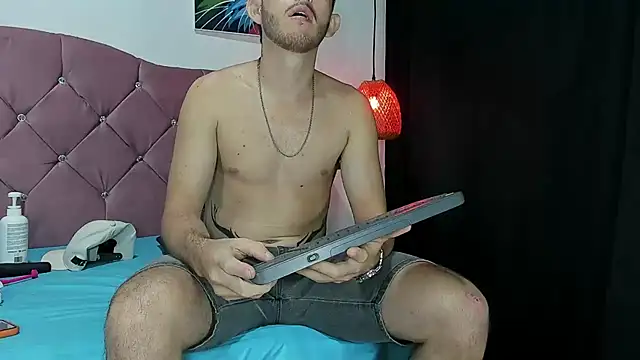 louis bcasta1 online show from February 8, 2025, 11:01 am