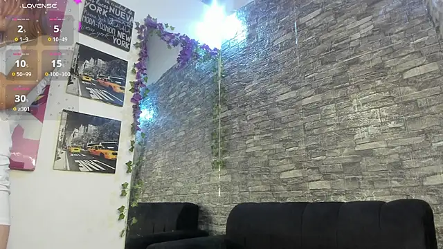 katt  black   online show from September 18, 2025, 8:55 pm