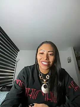 Snapshot of CindyWilliams_ chatting on February 20, 2025, 11:43 pm CindyWilliams online show from February 20, 2025, 11:43 pm