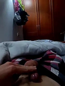 AAngel20 online show from December 18, 2024, 10:13 pm