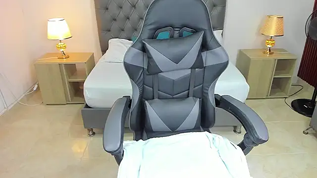 irantzu hank online show from December 22, 2024, 12:27 pm