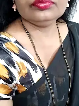 Snapshot of Deepthi_Mysore chatting on December 29, 2024, 6:49 pm Deepthi Mysore online show from December 29, 2024, 6:49 pm