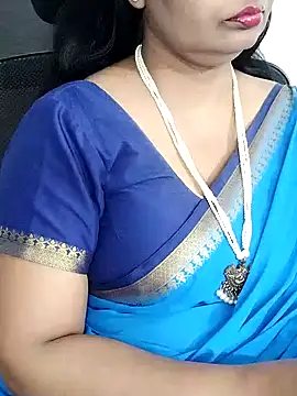 Snapshot of Deepthi_Mysore chatting on January 2, 2025, 4:24 pm Deepthi Mysore online show from January 2, 2025, 4:24 pm