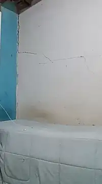 Leosilvaj1 online show from February 4, 2025, 12:29 am