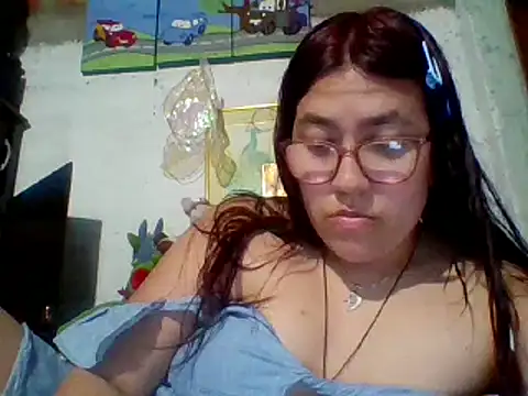Snapshot of dafne19_ chatting on February 13, 2025, 3:50 am dafne19  online show from February 13, 2025, 3:50 am