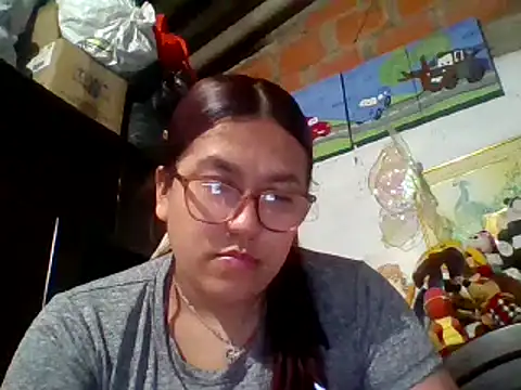 Snapshot of dafne19_ chatting on March 18, 2025, 7:08 am dafne19  online show from March 18, 2025, 7:08 am