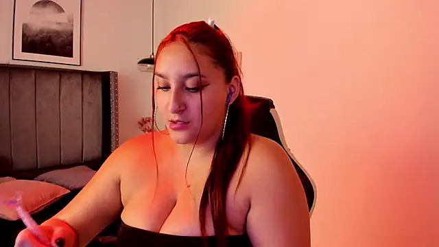 Alaia Cute online show from February 4, 2025, 9:38 am