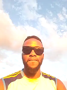 bull Giant online show from February 1, 2025, 4:54 pm