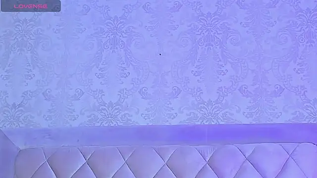 LiaFlowers online show from December 31, 2024, 1:36 am