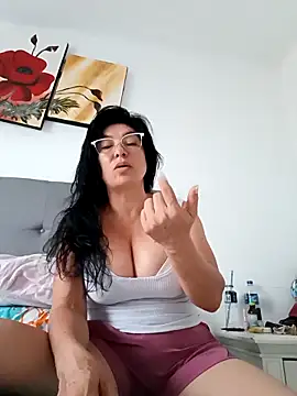 katysquirtdirty online show from February 17, 2026, 11:00 pm