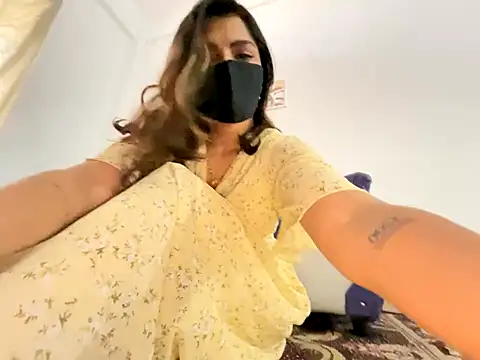 MaYaa  11 online show from December 5, 2024, 2:53 am