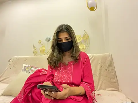 MaYaa  11 online show from February 27, 2026, 7:08 am