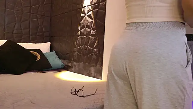 graceymilf666 online show from October 10, 2025, 11:20 am