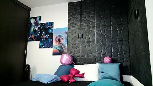 graceymilf666 online show from February 15, 2026, 12:03 pm