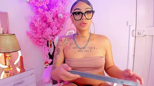 Mia Jansen online show from December 13, 2024, 11:28 pm