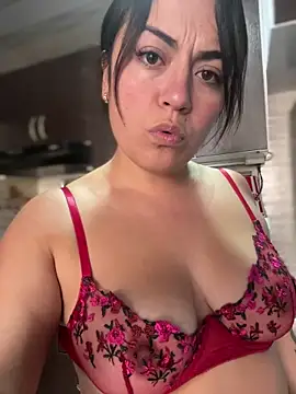 Snapshot of Lesly_10- chatting on March 2, 2026, 1:07 pm Lesly 10- online show from March 2, 2026, 1:07 pm