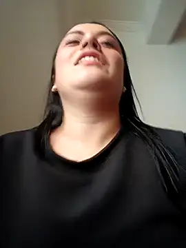 Lesly 10- online show from March 26, 2026, 7:41 pm