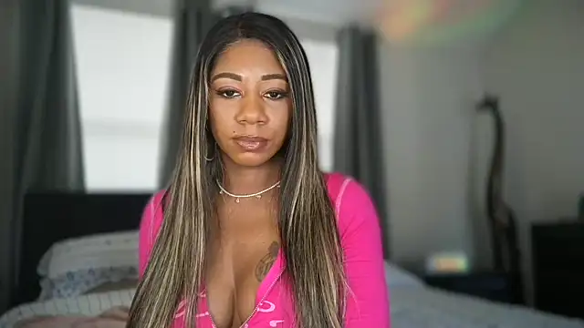 Snapshot of longislandprincess chatting on March 12, 2025, 8:52 pm longislandprincess online show from March 12, 2025, 8:52 pm