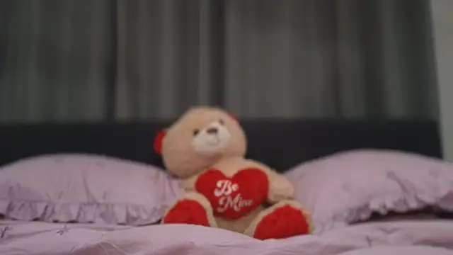 longislandprincess online show from April 16, 2026, 12:55 am