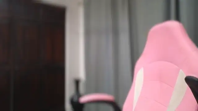 longislandprincess online show from April 28, 2026, 2:49 am