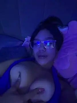 Dulce222 online show from January 14, 2026, 7:36 am