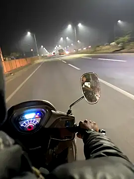 Snapshot of SnapIDRakesh4 chatting on December 2, 2025, 6:25 pm SnapIDRakesh4 online show from December 2, 2025, 6:25 pm