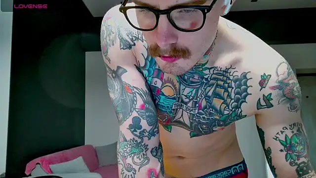 white King9999 online show from November 1, 2025, 1:24 pm