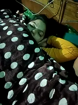 Snapshot of Lustyful_Couple chatting on January 2, 2025, 10:01 pm Lustyful Couple online show from January 2, 2025, 10:01 pm