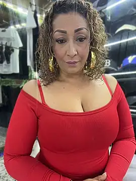 Katti Barrera online show from July 18, 2026, 9:51 pm