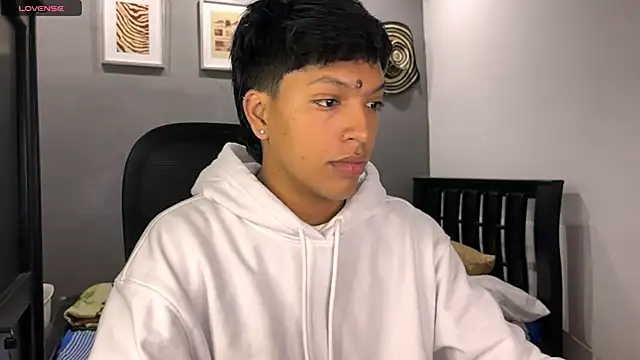 Xander bonnet1 online show from January 29, 2025, 12:56 pm