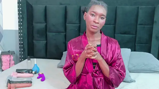 petitelittleebony online show from March 14, 2026, 3:01 am