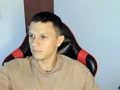 goodboy69l online show from May 30, 2026, 3:42 pm