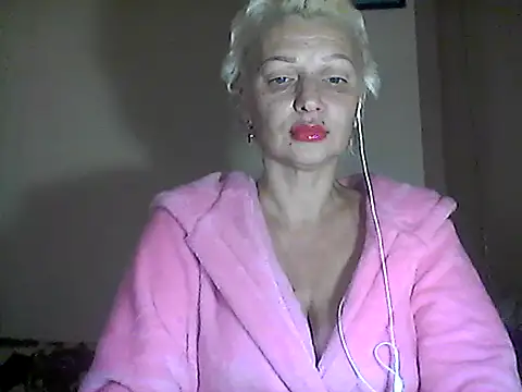 MaryJane441 online show from November 10, 2025, 8:19 pm