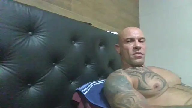 Arc8njoblack online show from April 8, 2026, 4:12 am