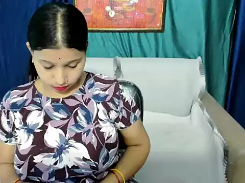 kendracox21 online show from April 29, 2026, 3:10 am