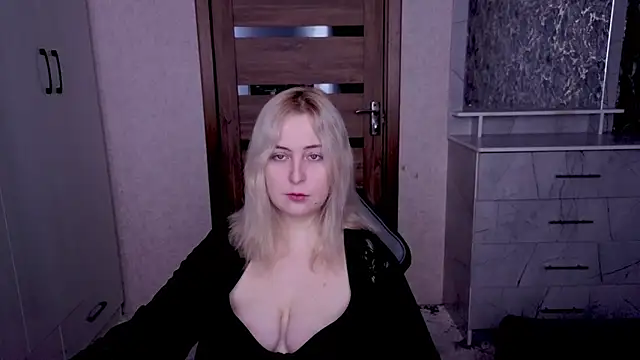 Kristy-Max online show from March 23, 2026, 7:56 am