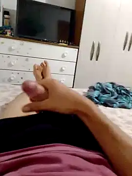 Snapshot of Diegocasadoo chatting on December 18, 2024, 11:30 pm Diegocasadoo online show from December 18, 2024, 11:30 pm