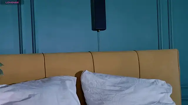 SunnyRisha online show from October 11, 2025, 5:17 am