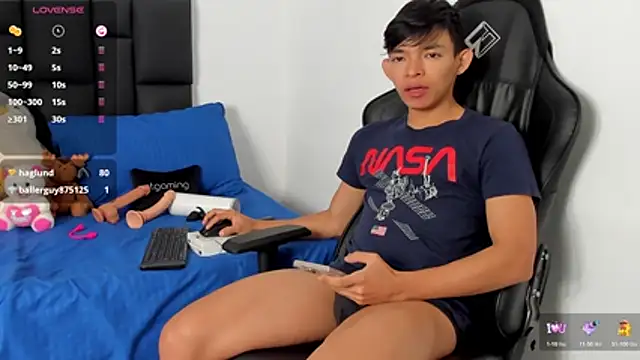 Tonny twink  online show from January 18, 2026, 12:31 pm