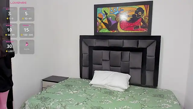 tatiana valencia online show from February 10, 2025, 12:39 pm