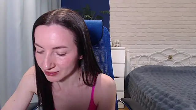 RailyMellow online show from June 10, 2026, 8:57 am