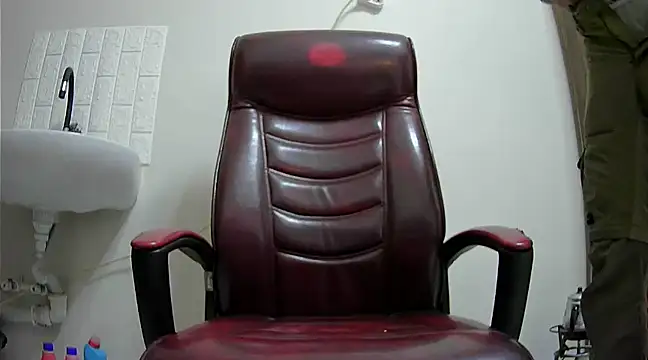 hardbigcock16 online show from January 13, 2025, 7:43 am