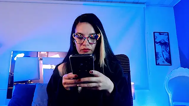 Snapshot of paulinabarnett- chatting on March 13, 2025, 11:51 am paulinabarnett- online show from March 13, 2025, 11:51 am