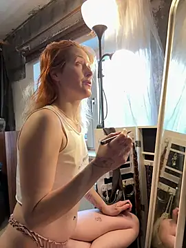 Snapshot of JoleneFuego chatting on February 9, 2026, 9:02 am JoleneFuego online show from February 9, 2026, 9:02 am