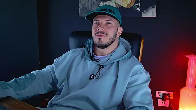 AngeloEric online show from January 6, 2025, 9:52 am