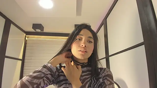 Snapshot of lilithTeen1_ chatting on February 11, 2025, 7:33 am lilithTeen1  online show from February 11, 2025, 7:33 am