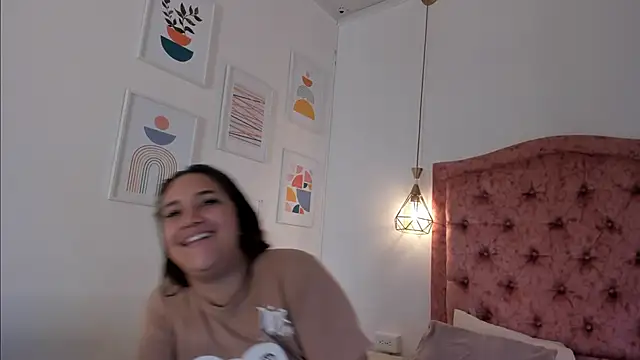 aprill21  online show from December 13, 2024, 1:55 pm