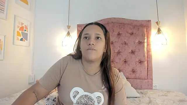 aprill21  online show from March 4, 2025, 1:38 pm