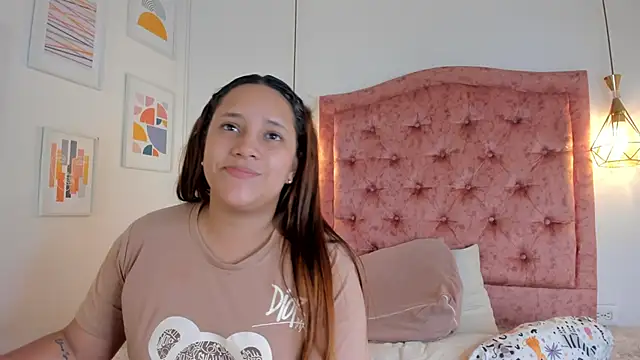 aprill21  online show from March 8, 2025, 1:47 pm